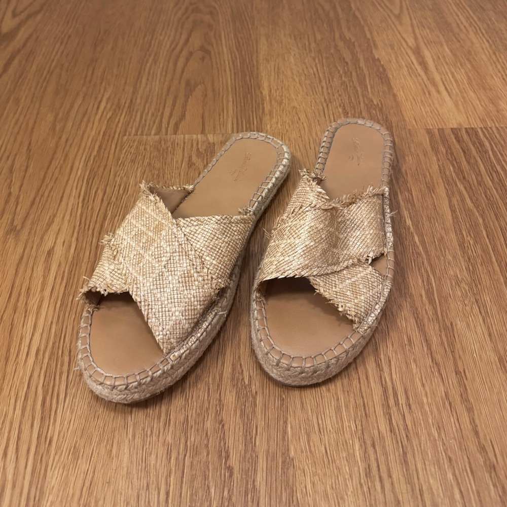 Universal Thread Cross Band Woven Slip-On Sandals